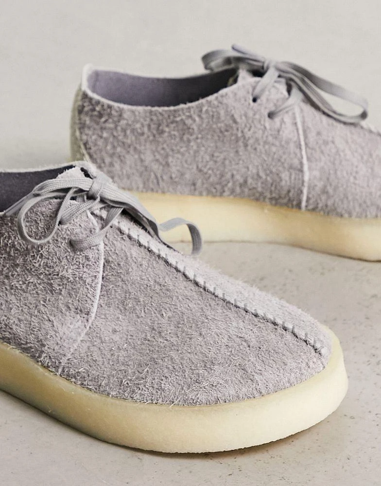 商品Clarks|Clarks Originals Trek cup shoes in grey hairy suede,价格¥923,第3张图片详细描述