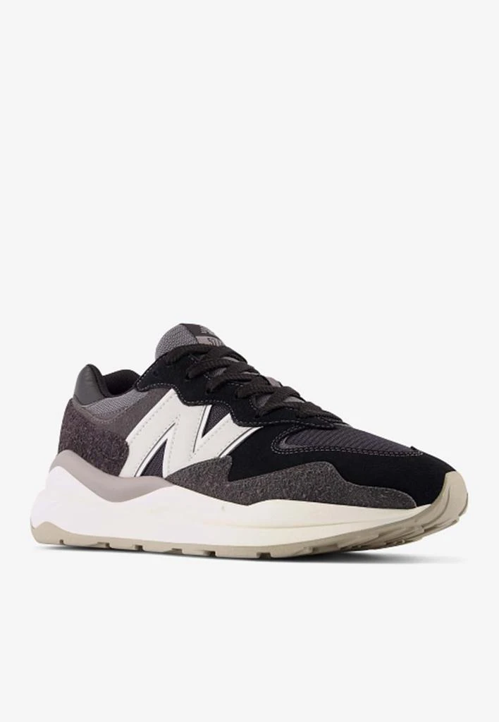 商品New Balance|57/40 Low-Top Sneakers in Black with Sea Salt and Magnet,价格¥1213,第2张图片详细描述