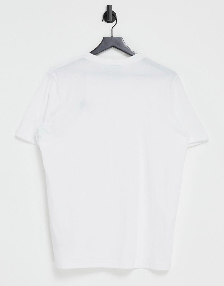 adidas Originals essentials t-shirt in white with small logo商品第2张图片规格展示