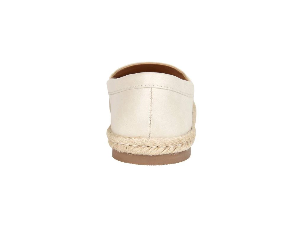 商品Journee Collection|Comfort Foam™ Balie Espadrille Flat,价格¥178,第5张图片详细描述