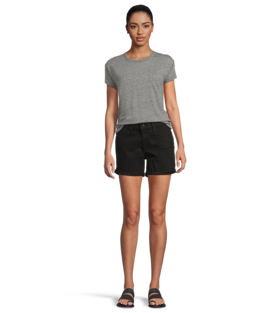 商品Levi's|Mid Length Shorts,价格¥240,第5张图片详细描述