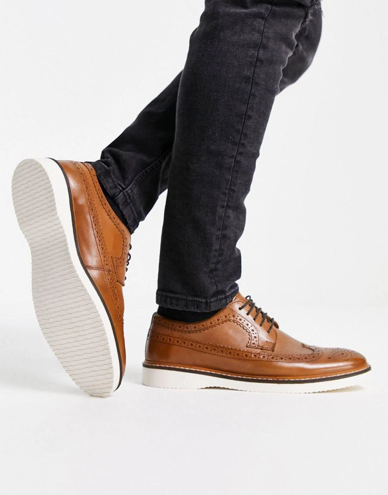 商品ASOS|ASOS DESIGN brogue shoe in light tan leather on white wedge sole,价格¥375,第3张图片详细描述