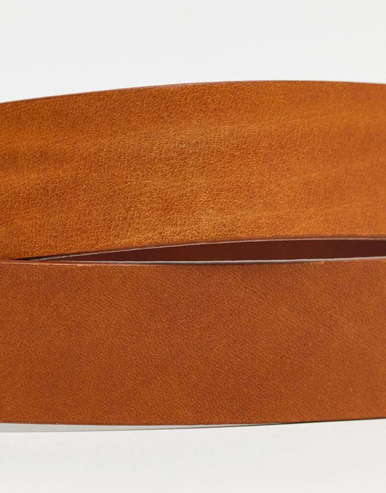 商品Levi's|Levi's leather logo belt in tan,价格¥362,第2张图片详细描述