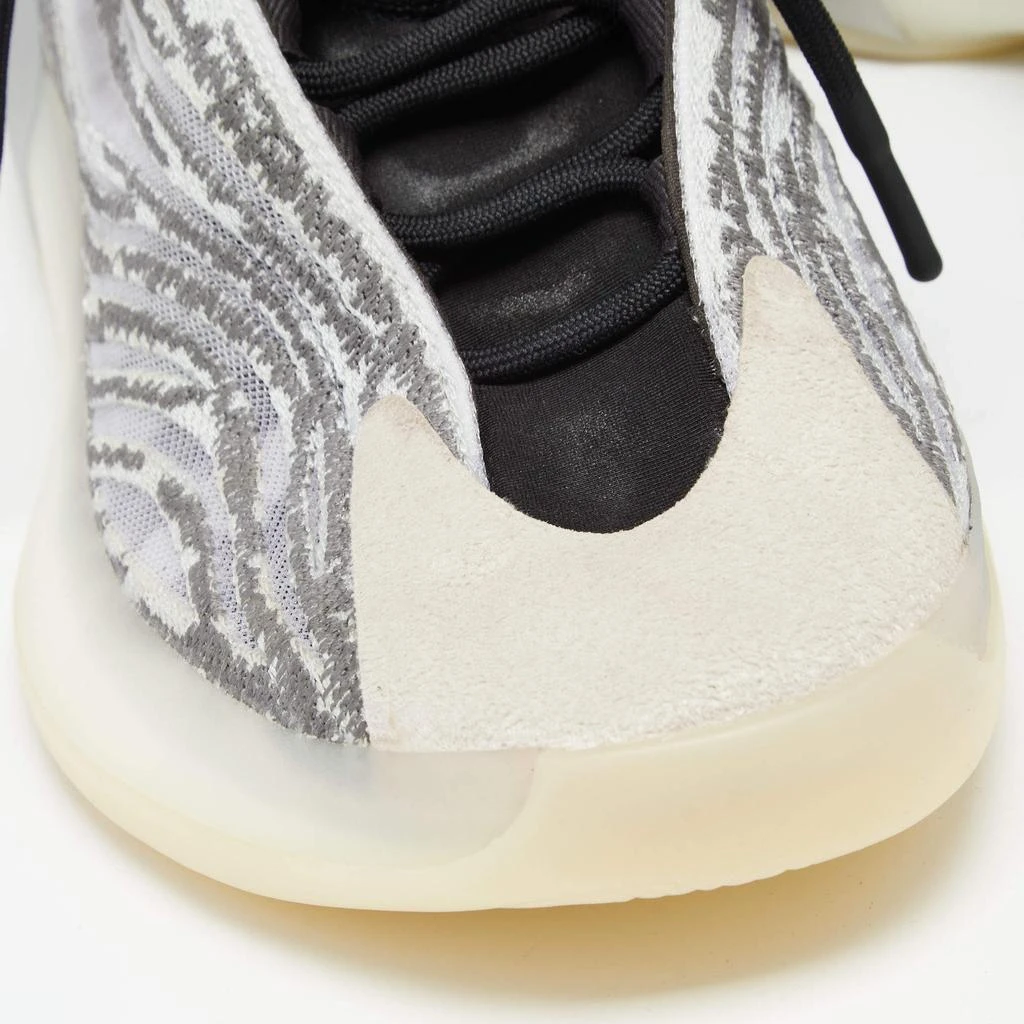 Yeezy x Adidas Grey/Black Mesh and Fabric QNTM Sneakers Size 42 商品