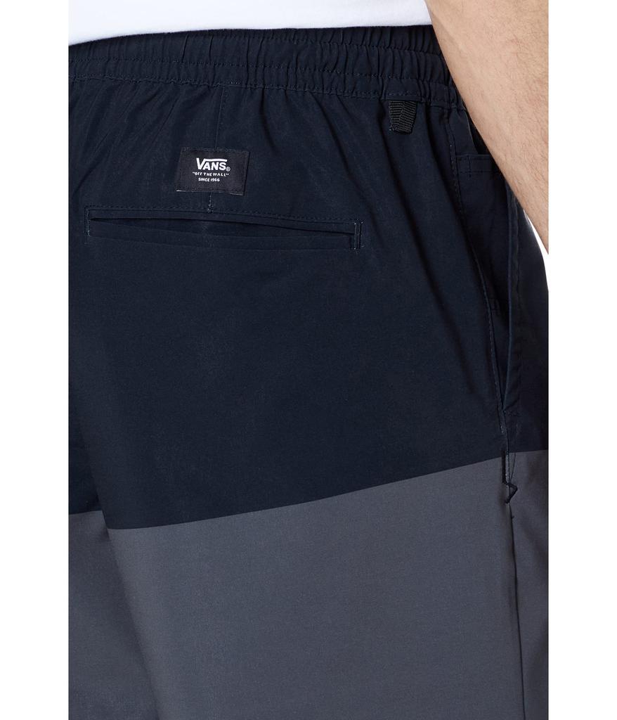 商品Vans|Range Elastic Relaxed Sport Shorts,价格¥241-¥244,第5张图片详细描述