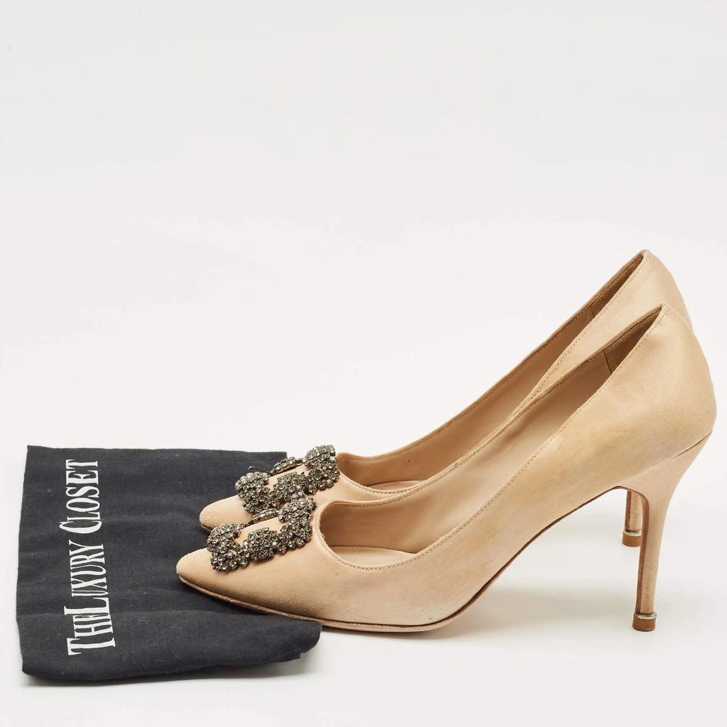 Manolo Blahnik Beige Satin Hangisi Crystal Embellished Pumps Size 41 商品