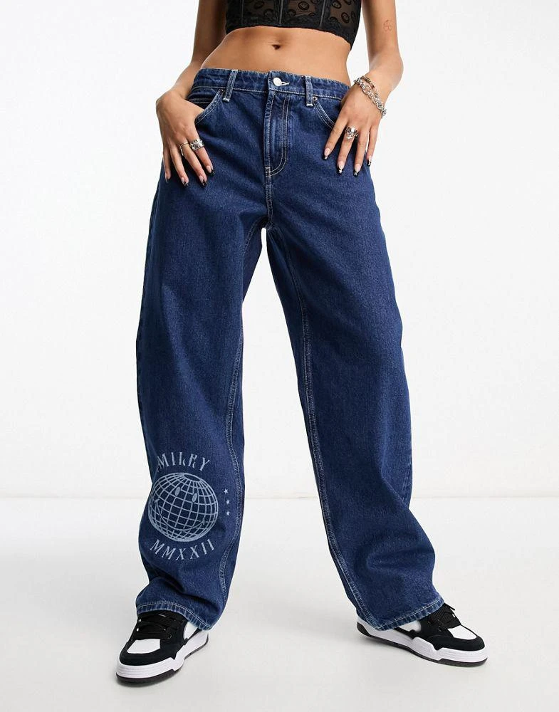 商品ASOS|ASOS DESIGN Smiley baggy boyfriend jeans in dark blue,价格¥395,第4张图片详细描述