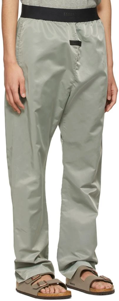 商品Essentials|Green Nylon Track Pants,价格¥322,第2张图片详细描述