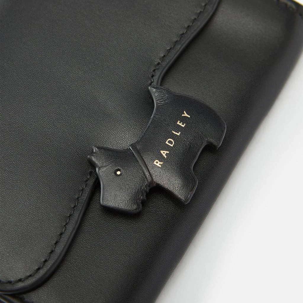 商品Radley|Radley Women's Radley Crest Medium Flapover Purse - Black,价格¥471,第4张图片详细描述