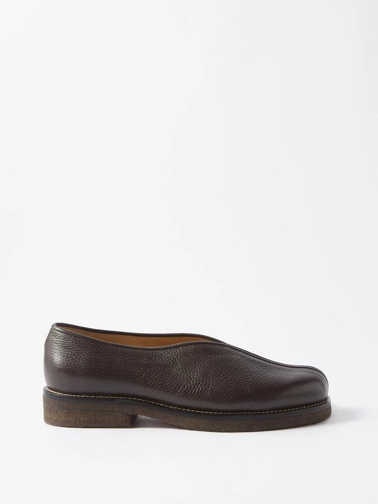 商品Lemaire|Piped leather slip-on shoes,价格¥3531,第1张图片