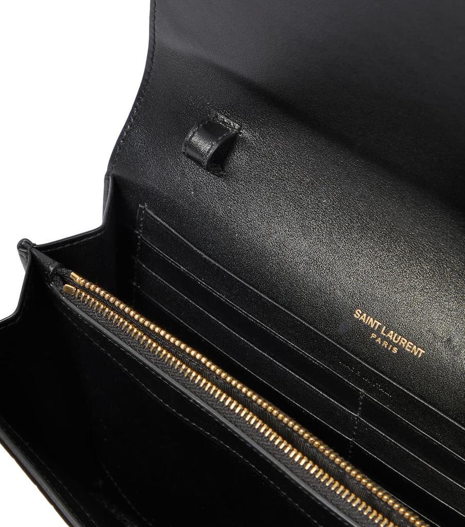 商品Yves Saint Laurent|Katie Mini patent leather wallet on chain,价格¥9515,第5张图片详细描述