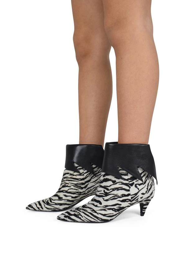 商品Yves Saint Laurent|Luxury shoes for women saint laurent ankle boots in striped foal.,价格¥3531,第2张图片详细描述