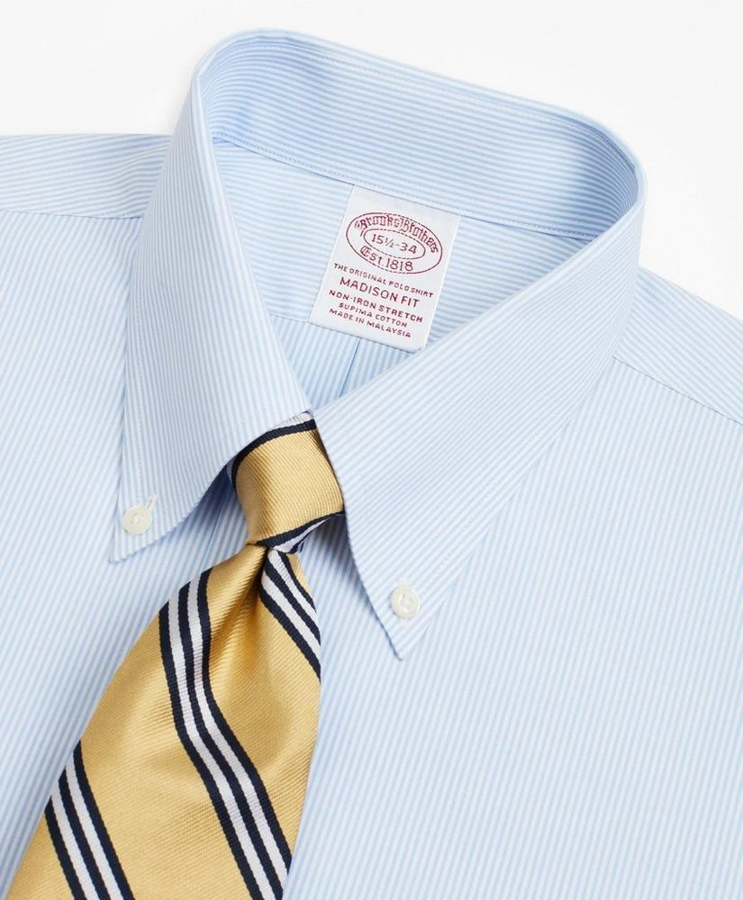商品Brooks Brothers|Stretch Madison Relaxed-Fit Dress Shirt, Non-Iron Poplin Button-Down Collar Fine Stripe,价格¥369-¥443,第2张图片详细描述
