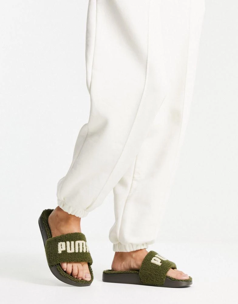 商品Puma|Puma sherpa slide with logo in khaki,价格¥343,第2张图片详细描述