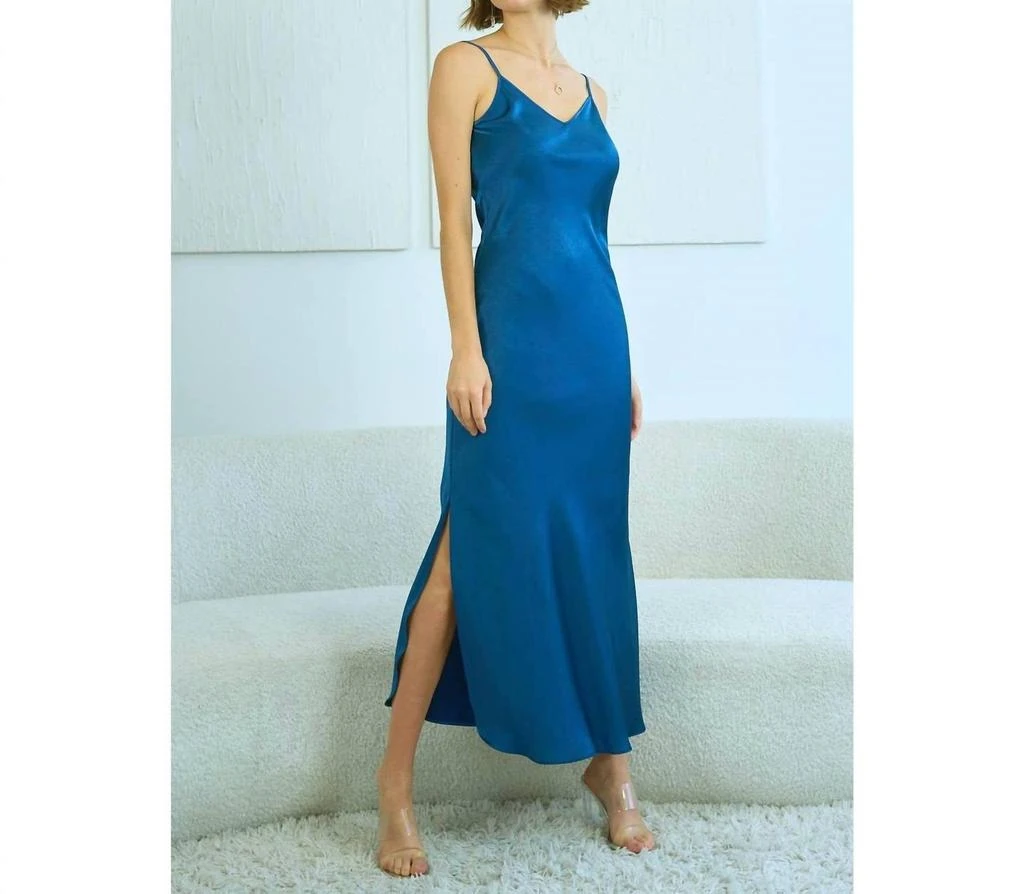 商品LABIZ Fashion|Labiz Fashion - Satin Long Slip Dress,价格¥502,第3张图片详细描述