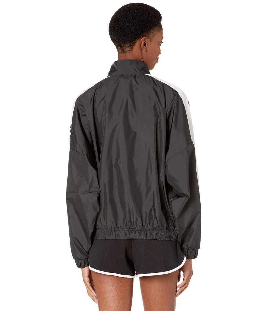 商品Reebok|Training Essentials Linear Logo Jacket,价格¥219,第3张图片详细描述