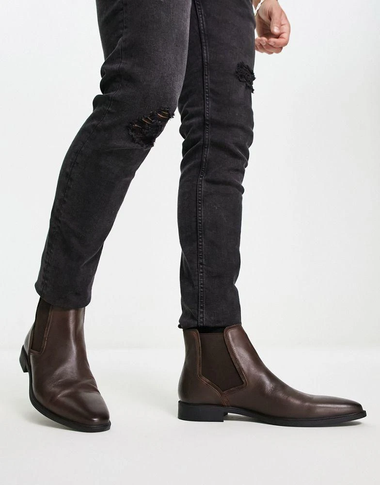 商品ASOS|ASOS DESIGN chelsea boots in brown leather,价格¥365,第2张图片详细描述