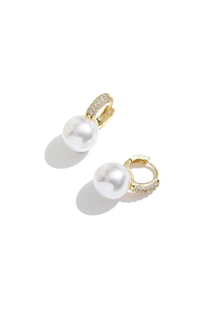 商品Classicharms|Golden Pearl Hoop with Zirconia Embellishment Earrings,价格¥464,第1张图片