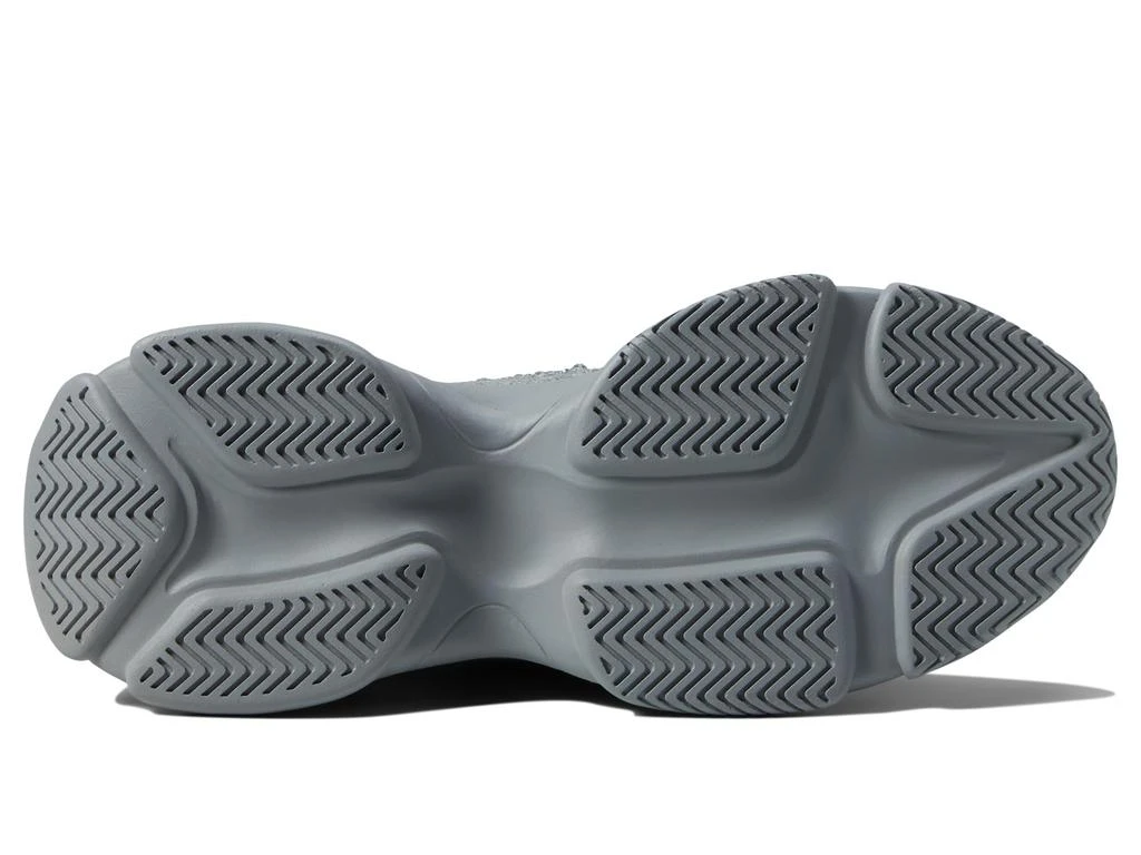 商品Steve Madden|Maxima-R Sneaker,价格¥649,第3张图片详细描述