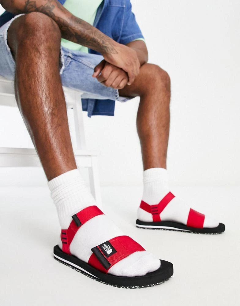 商品The North Face|The North Face Skeena sandals in red,价格¥290,第1张图片