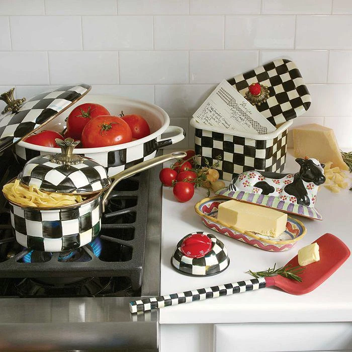 商品MacKenzie-Childs|Courtly Check Enamel 5 Qt. Casserole,价格¥1934,第2张图片详细描述