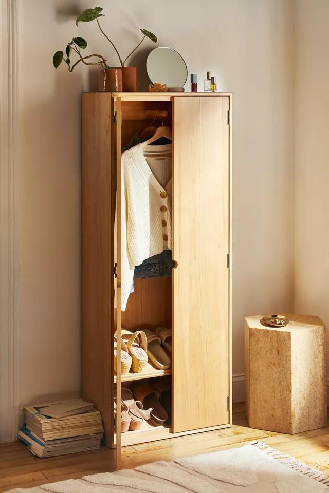 商品Urban Outfitters|Gillian Tall Storage Cabinet,价格¥2213,第4张图片详细描述