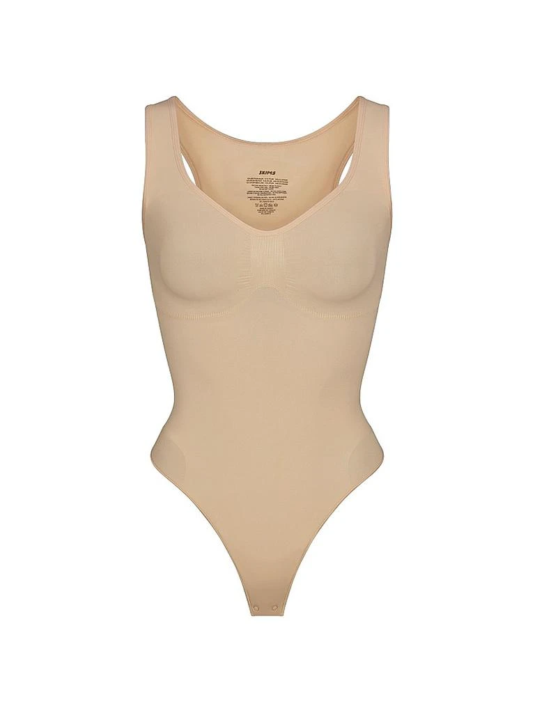 商品SKIMS|Seamless Sculpt Scoopneck Thong Bodysuit,价格¥526,第1张图片