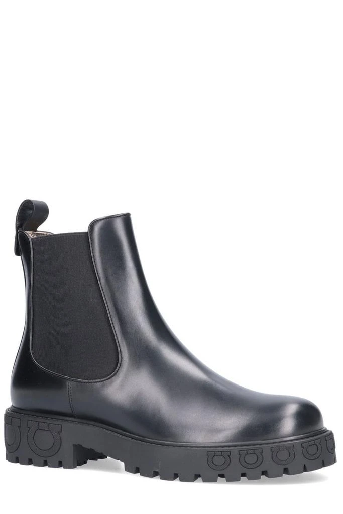 商品Salvatore Ferragamo|Salvatore Ferragamo Monogram Embossed Ankle Boots,价格¥4432,第2张图片详细描述