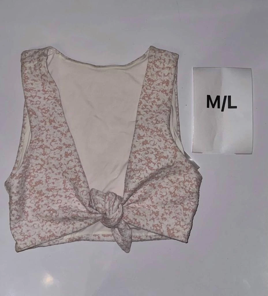 商品Devon Windsor|Adalynn Top In Powder Puff,价格¥370,第4张图片详细描述