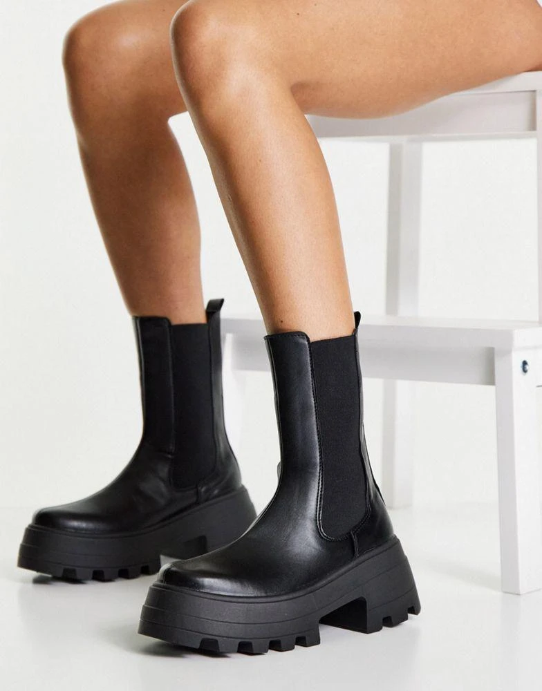 商品ASOS|ASOS DESIGN Wide Fit Ada chunky chelsea boots in black,价格¥228,第2张图片详细描述