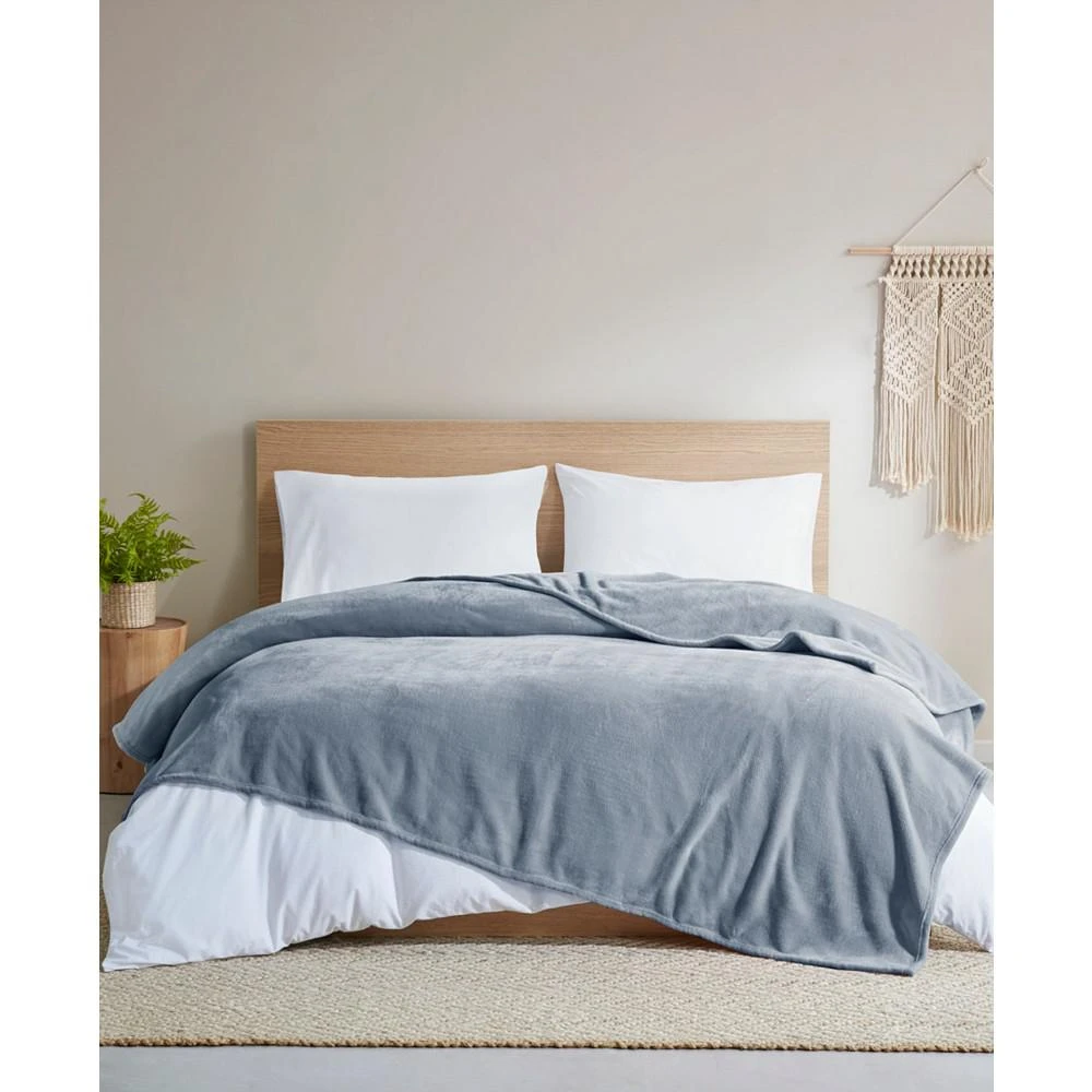 商品Clean Spaces|CLOSEOUT! Microbial-Resistant Plush Blanket,价格¥306,第4张图片详细描述