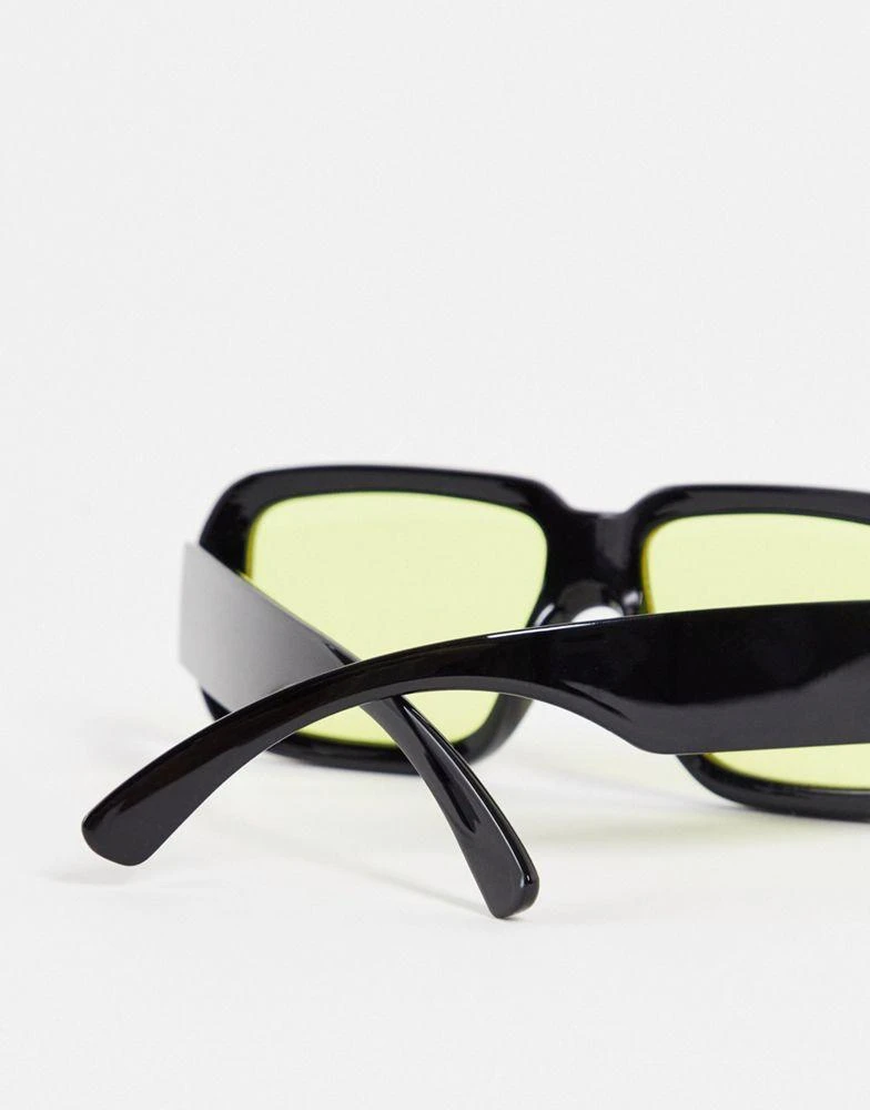 商品ASOS|ASOS DESIGN oversized square sunglasses in black with amber lens,价格¥69,第3张图片详细描述