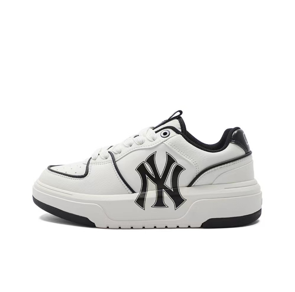【享贝家】MLB 纽约洋基队 厚底舒适板鞋 白色 男女同款 3ASXCA12N-50WHS商品第2张图片规格展示