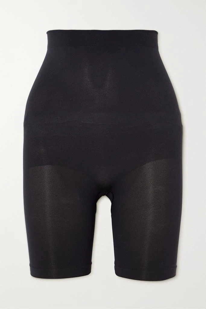 商品SKIMS|Seamless Sculpt 塑形中长短裤 （颜色：onyx）,价格¥272,第1张图片