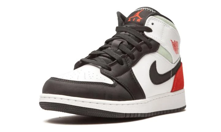 商品Jordan|Air Jordan 1 Mid SE GS,价格¥860-¥1009,第5张图片详细描述