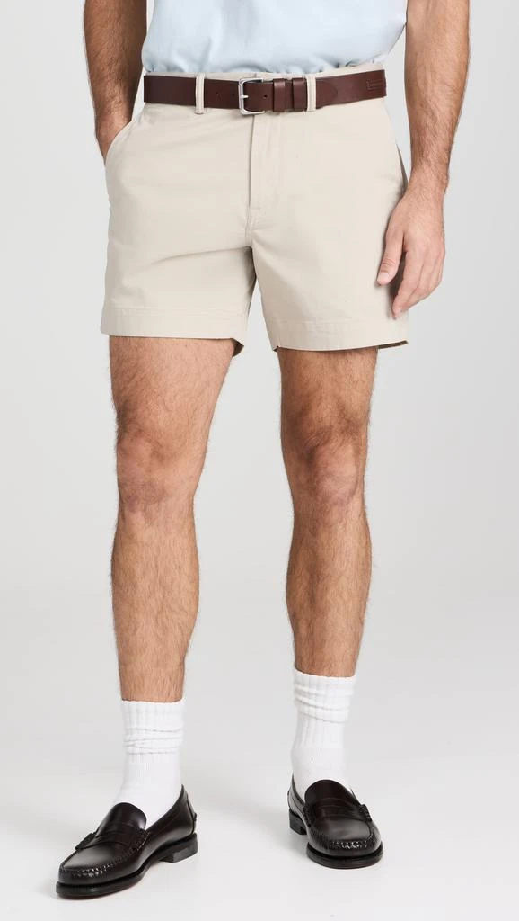 商品Ralph Lauren|Classic Fit Stretch Chino Shorts 6",价格¥690,第2张图片详细描述