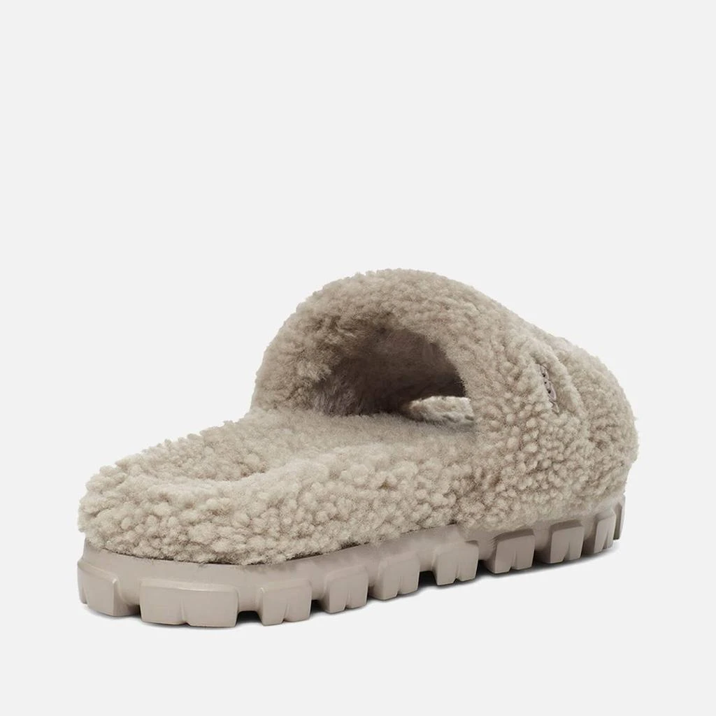 商品UGG|UGG Cozetta Curly Sheepskin Slippers,价格¥557,第4张图片详细描述