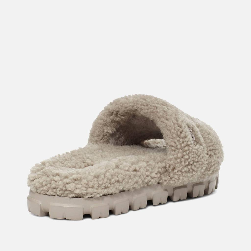 商品UGG|UGG Cozetta Curly Sheepskin Slippers,价格¥893,第6张图片详细描述