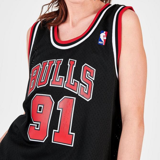 Women's Mitchell & Ness Chicago Bulls Alternate NBA Dennis Rodman Hardwood Classics 1997-98 Swingman Jersey商品第5张图片规格展示