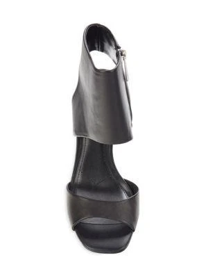 Stacked Heel Sandals 商品