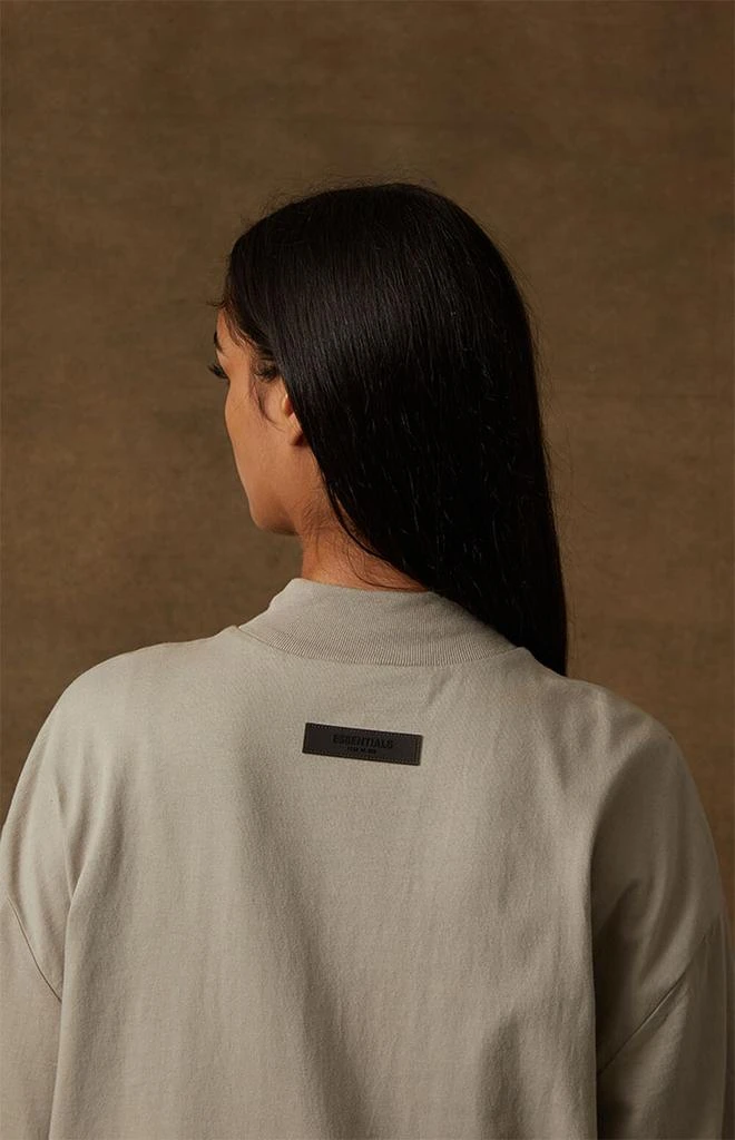 商品Essentials|Women's Smoke T-Shirt Dress,价格¥248,第5张图片详细描述