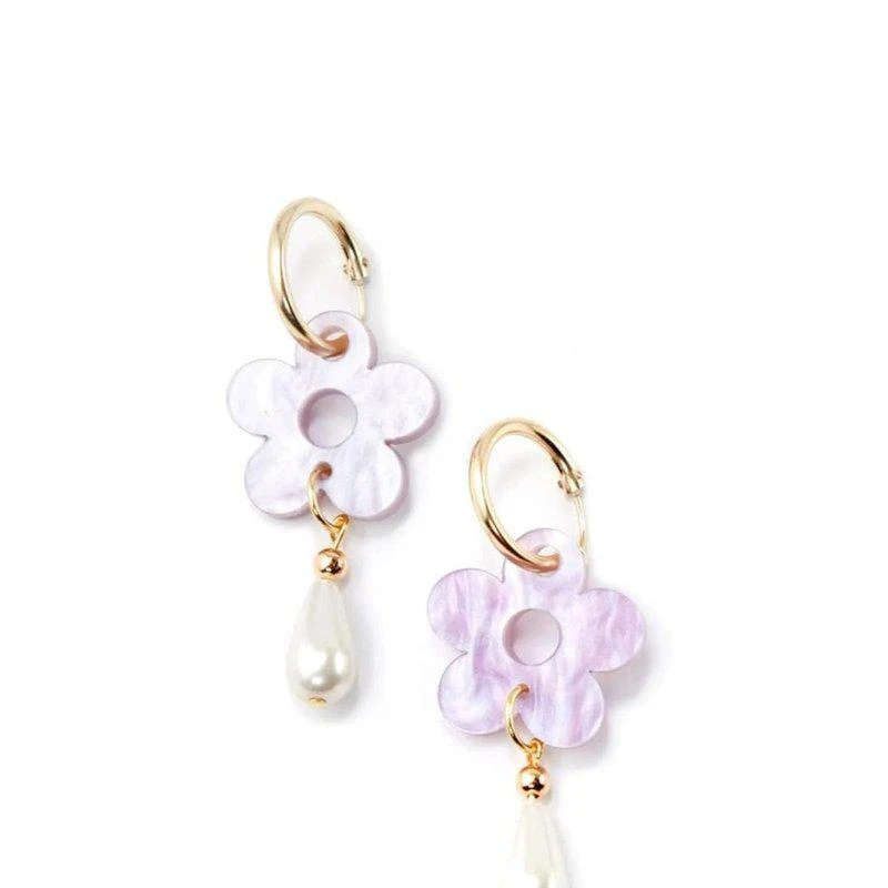 商品By Chavelli|Daisy Pearl Drop Earrings,价格¥559,第1张图片