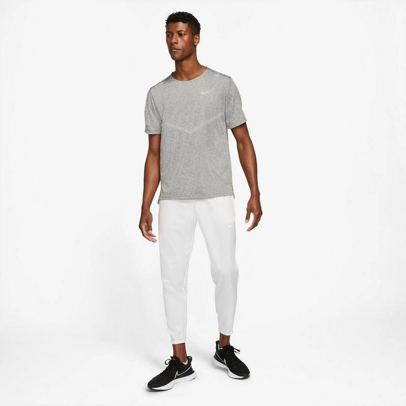 商品NIKE|Men's Nike Dri-FIT Rise 365 Running T-Shirt,价格¥406,第2张图片详细描述