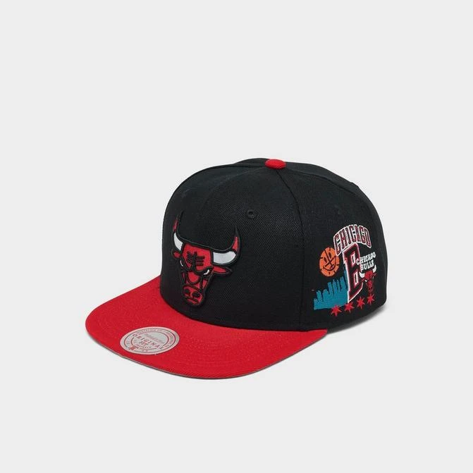 商品Mitchell and Ness|Mitchell & Ness NBA Chicago Bulls Patch Overload Snapback Hat,价格¥187,第1张图片