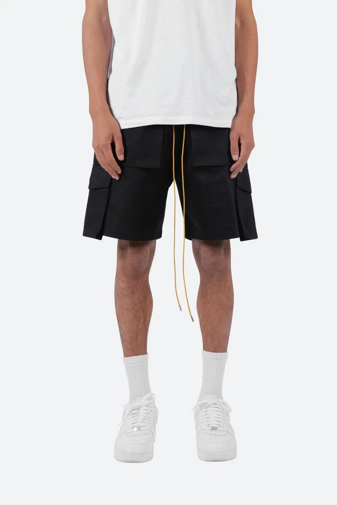 商品MNML|Cargo Drawcord Shorts - Black短裤,价格¥107,第2张图片详细描述