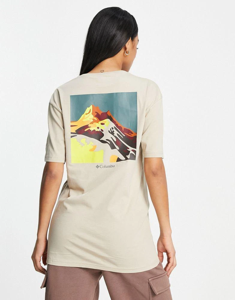 商品Columbia|Columbia Mountain back print boyfriend fit t-shirt in stone Exclusive at ASOS,价格¥173,第1张图片