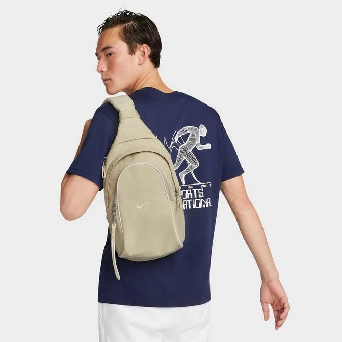 商品NIKE|Nike Sportswear Essentials Sling Bag (8L),价格¥389,第1张图片
