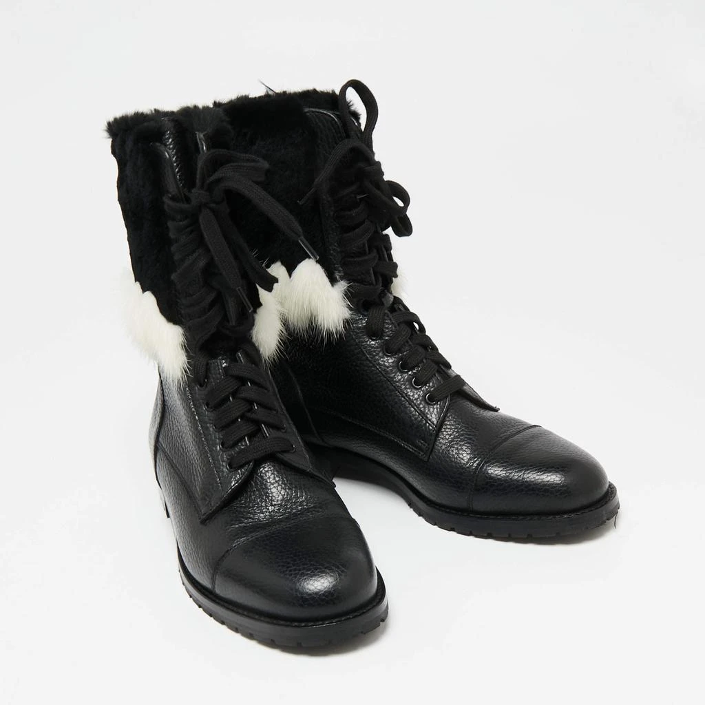 商品Manolo Blahnik|Manolo Blahnik Black/White Leather and Fur Ankle Boots Size 36.5,价格¥3647,第4张图片详细描述