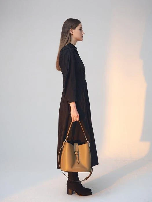 商品Coccinelle|Alba Middle Bag_4 Color,价格¥3491,第3张图片详细描述