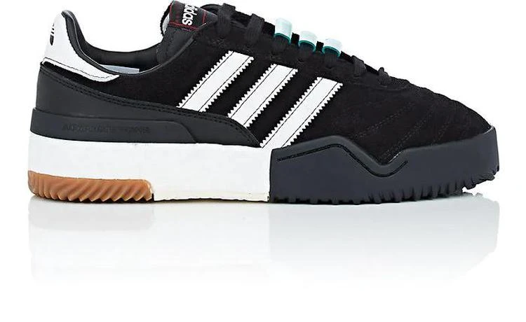 商品Adidas|女性 BBall Soccer 麂皮休闲鞋,价格¥1091,第1张图片